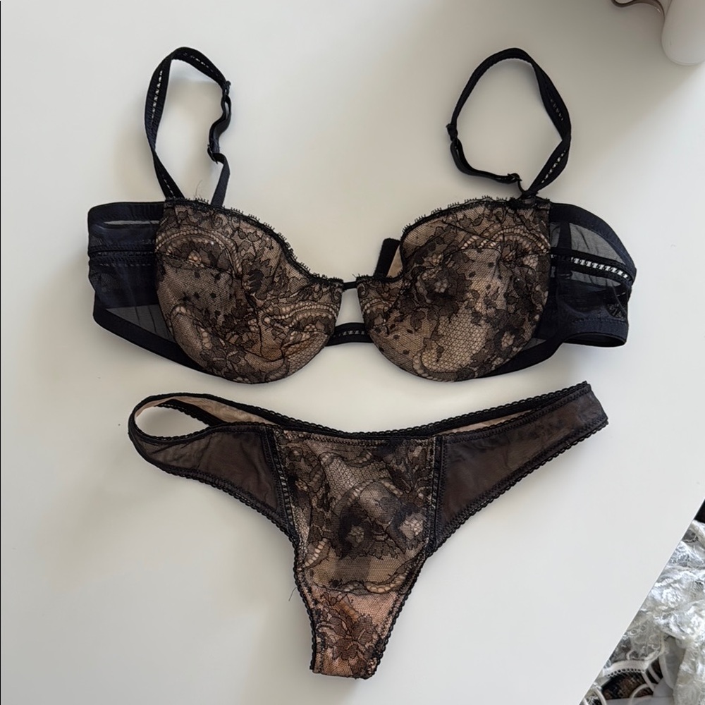 Malizia by La Perla never worn Elegant Black Lace Lingerie Set